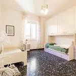 Apartamento Trilocale Vicino Stazione,