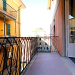 Trilocale Vicino Stazione, Lägenhet Levanto