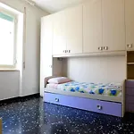 Lägenhet Trilocale Vicino Stazione, Levanto
