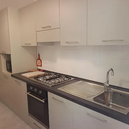 Trilocale Vicino Stazione, Apartment Levanto